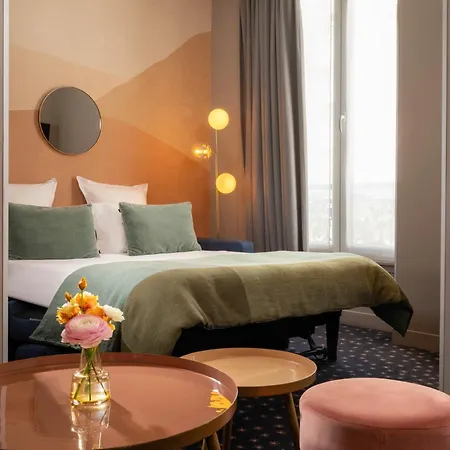 Hotel Maxim Folies-3