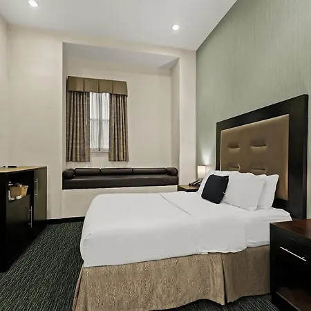 Quality Inn Philadelphia Center City-2