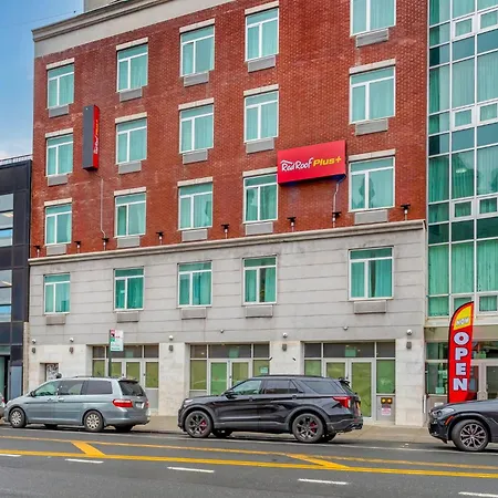 Red Roof Inn Plus Brooklyn - Flatbush Ave-3