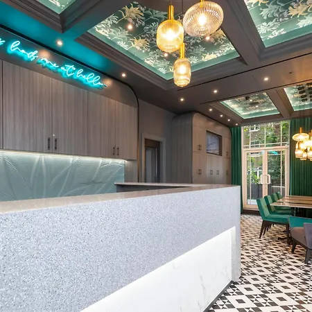 Brit Hotels Earls Court-3