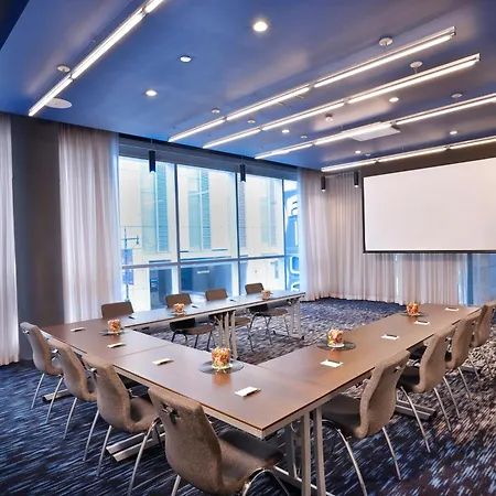 Aloft By Marriott Chicago Mag Mile-3