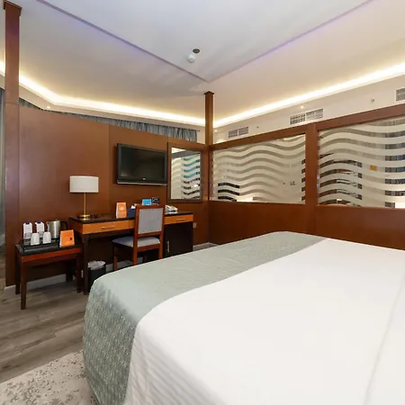 Howard Johnson Bur Dubai-3