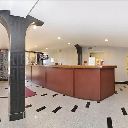 Super 8 By Wyndham Hermitage Nashville-3
