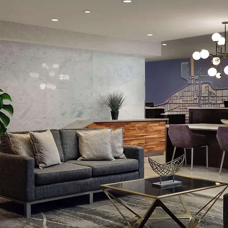 Hampton Inn Chicago Downtown/Magnificent Mile-3