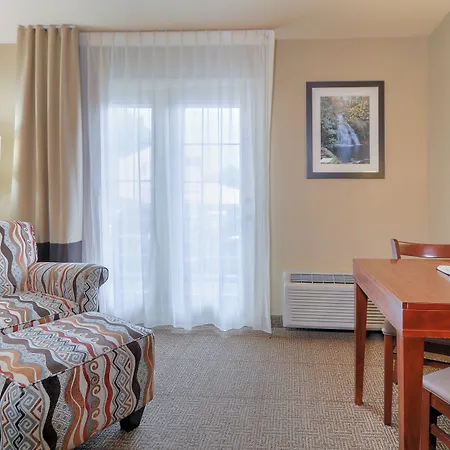 Comfort Inn & Suites At Dollywood Lane-2