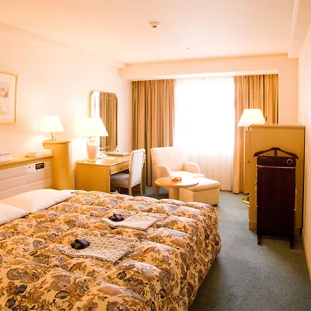 Tokyo Grand Hotel-3