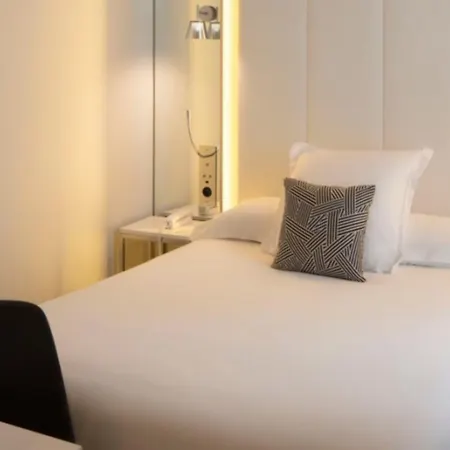 Nouvel Hotel Eiffel-2