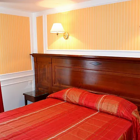 Hotel Touring Opera-2