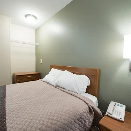 Studio 51 Extended Stay Hotel-3