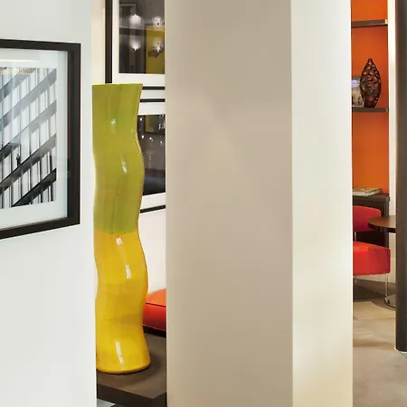 Hotel Marais Bastille-3