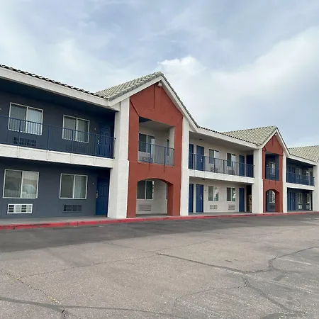 Days Inn By Wyndham Phoenix West-2