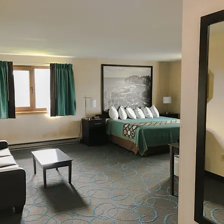 Super 8 By Wyndham Duluth-3