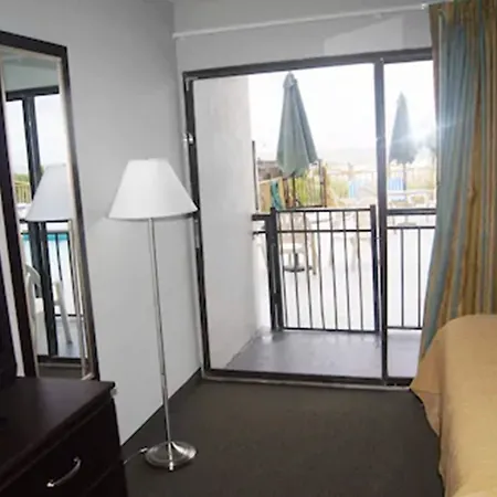 Ocean Plaza Motel-3