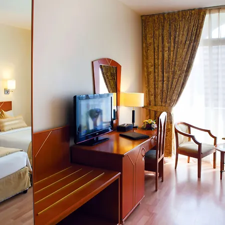 Landmark Hotel-3