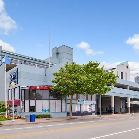 Four Points By Sheraton Virginia Beach Oceanfront-2