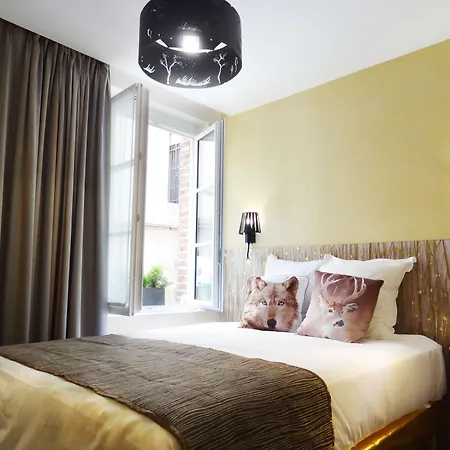 Le Pavillon Hotel-3