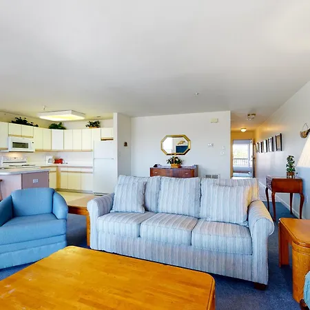 Harbour Towne 204A-3