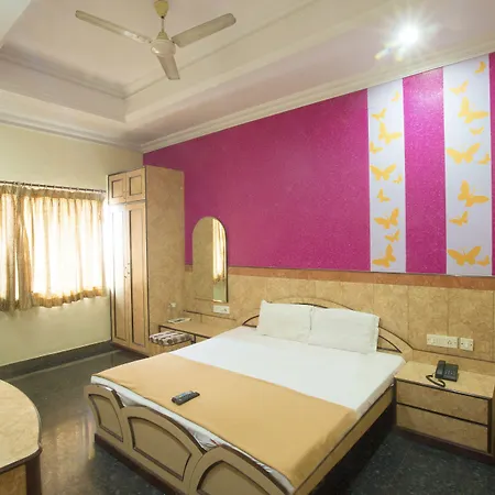 Hotel Suriya International-3