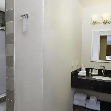 Fairfield Inn & Suites By Marriott New York Manhattan/Fifth Avenue-3
