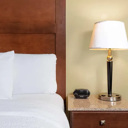 La Quinta By Wyndham Las Vegas Airport South-2