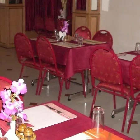 Hotel Manickam Grand-3