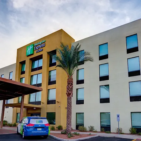 Holiday Inn Express & Suites - Phoenix North - Scottsdale By Ihg-3
