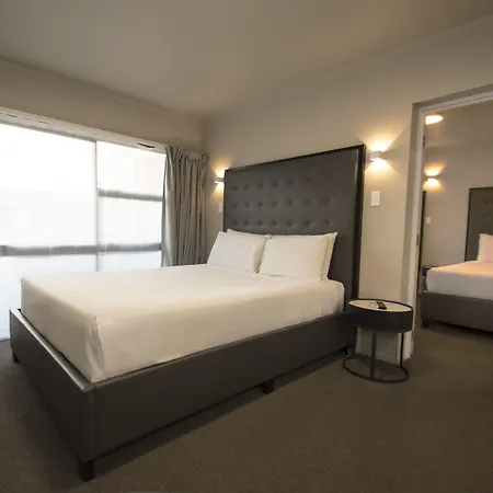 Middlemore Motel-3