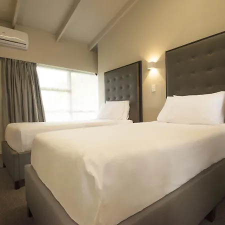 Middlemore Motel-2