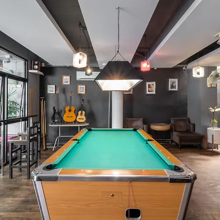 Cheqinn Hostel - Sukhumvit 4 Nana Plaza-3