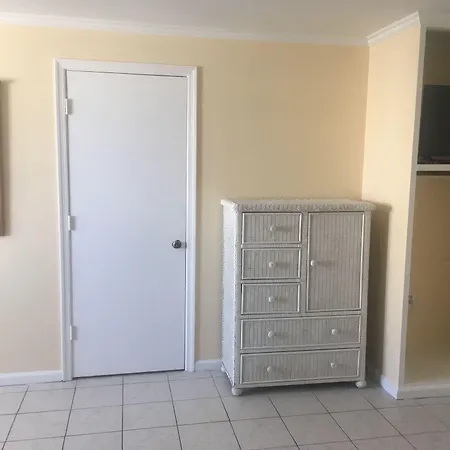Ocean Cove Motel-3