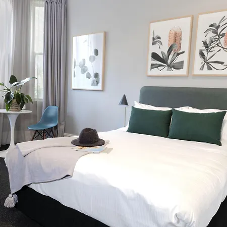 The Alison Randwick-3