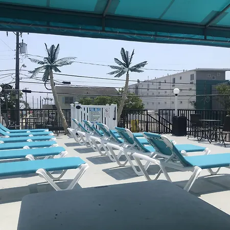 Surfcomber Motel-2