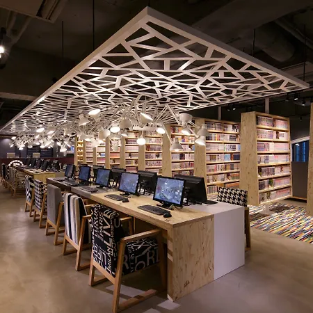 Booth Netcafe & Capsule-2
