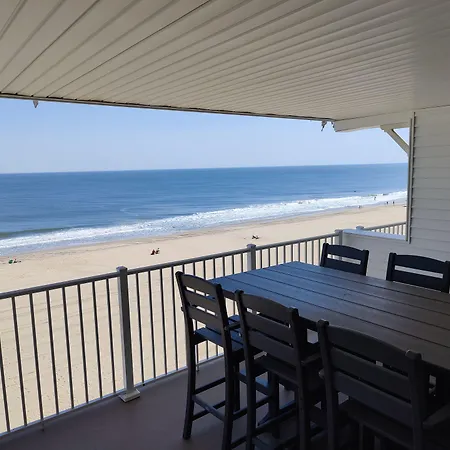 Monte Carlo Boardwalk / Oceanfront Ocean City-3