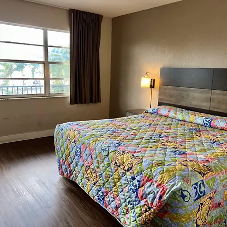 America'S Best Inn & Suites Fort Lauderdale North-2