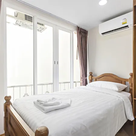 Royale 8 Ville Guest House-2