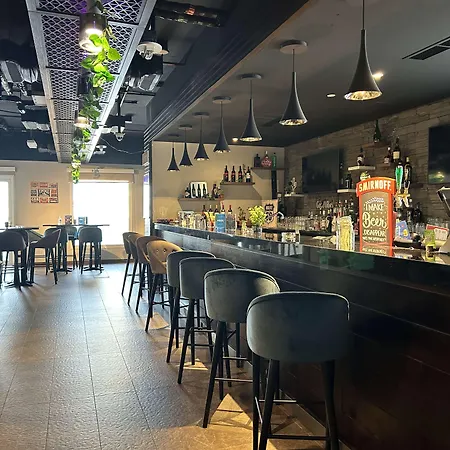 Hampton By Hilton Dubai Al Barsha-3