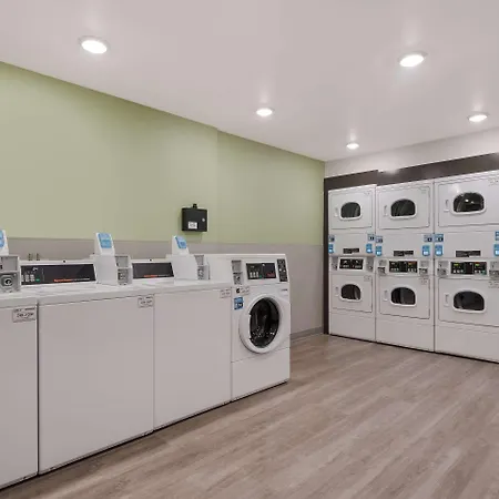 Woodspring Suites Phoenix-Deer Valley-2