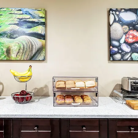 Van Wyck Hotel & Suites Near Jfk Airport-3