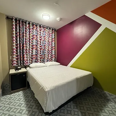 Moon Hotel Brooklyn-2