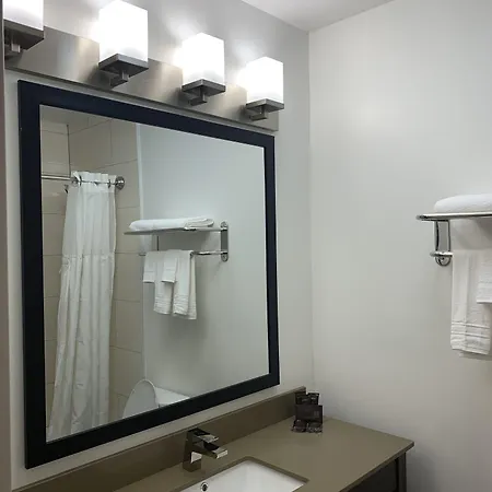 Wingate By Wyndham Jfk Airport, Far Rockaway Ny-2