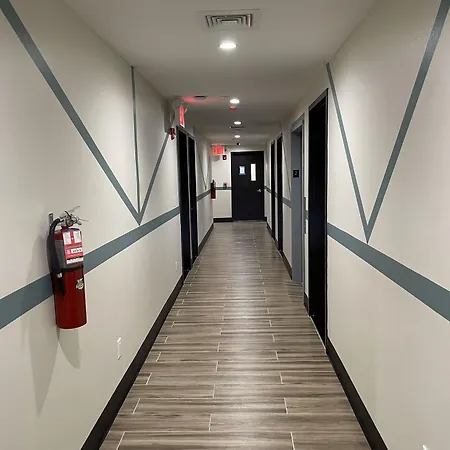 Hotel 369 Brooklyn-3