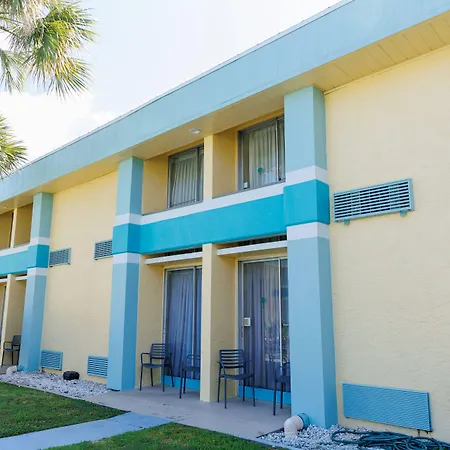 Garnet Inn & Suites, Orlando-3