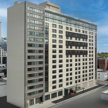 Springhill Suites By Marriott New York Queens-2