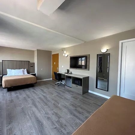 Regal Inn & Suites New York Laguardia Hotel-3