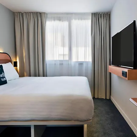Moxy Paris Bastille-3