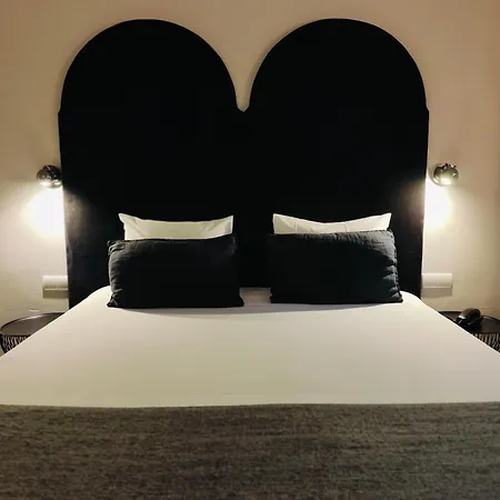 Hotel Noir-3
