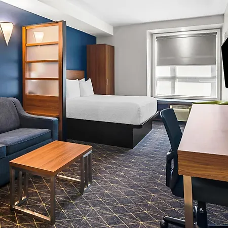 Park Inn By Radisson, Kelowna-3