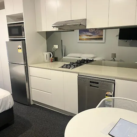 Bondi Beach Studios Suite-3