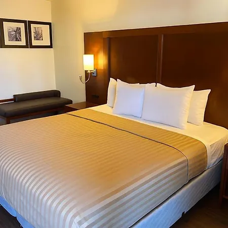 Valley Inn-2